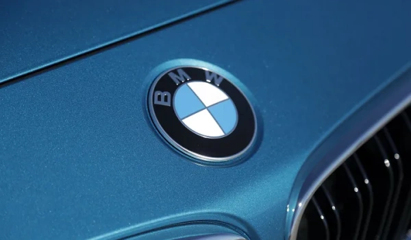 BMW هزینه های تعرفه خودروهای ساخت مکزیک را پوشش می دهد