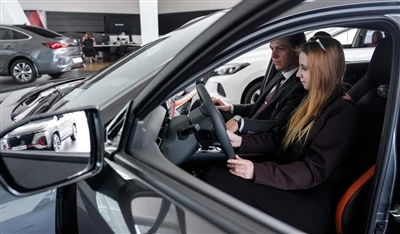Avtovaz انتظار کاهش 25 درصدی در فروش خودروهای روسیه در سال جاری را دارد